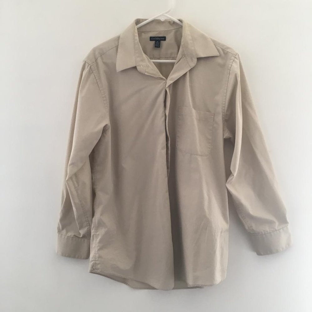 Croft& Barrow men’s dress shirt size medium 32/33